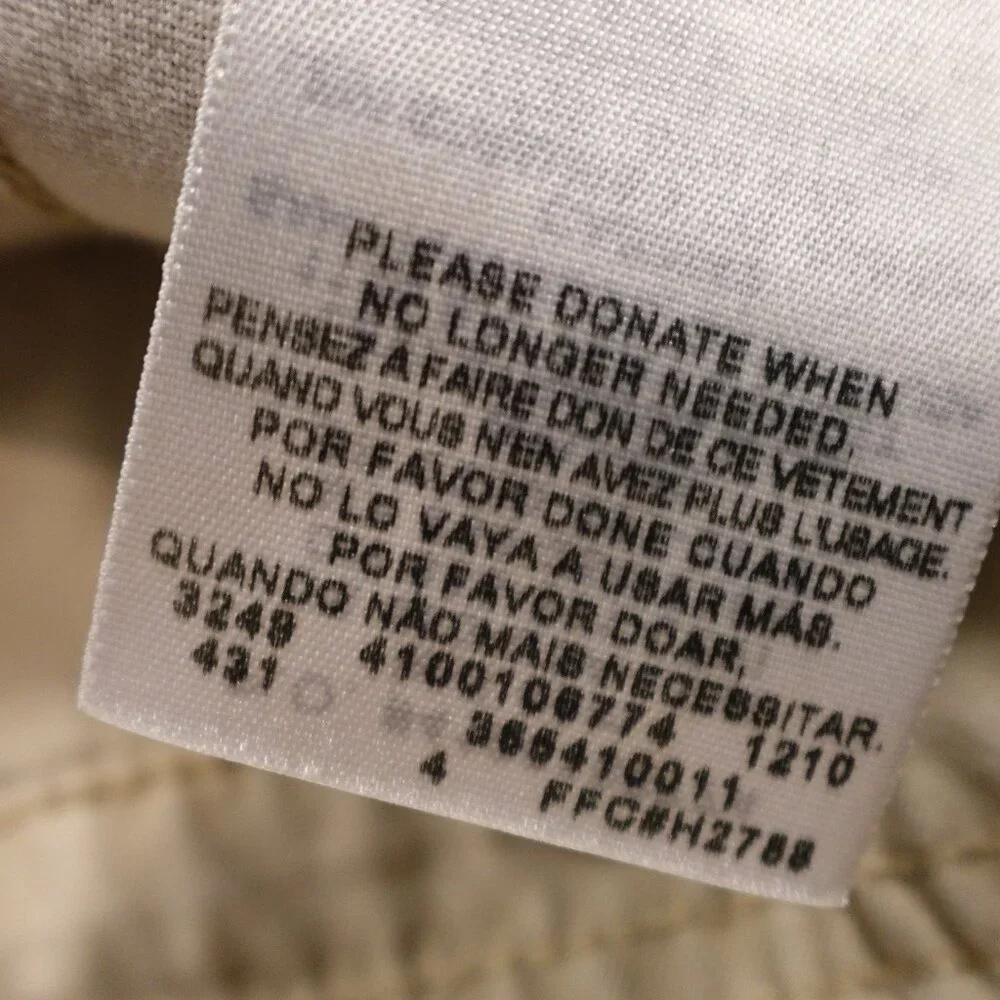 Levi's Cargo Shorts - Men's Size‎ 32 Beige